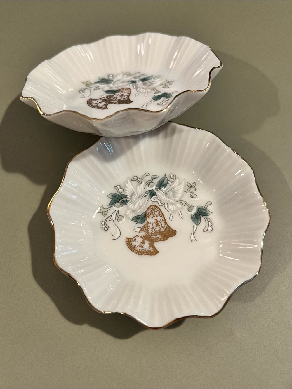 Lefton Set of 2 Trinket Dishes